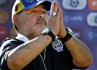 Muere Diego Maradona astro del fútbol argentino