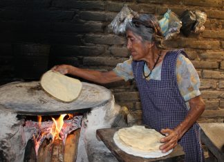 Pobreza continúa en aumento en México, pese a reactivación económica