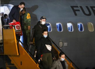 Tras escapar de Ucrania pareja tiene miedo venir a México