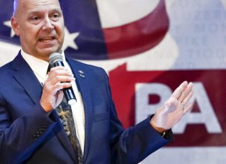 Mientras AIPAC apoya a los republicanos estos claramente exponen su posición anti-judía andrew torba