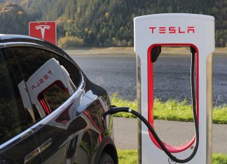 Enrique Quintana: ¿Tumbará AMLO la inversión de Tesla?