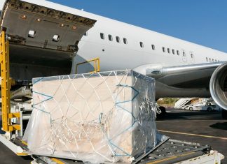 Mantiene crecimiento la carga aérea en México