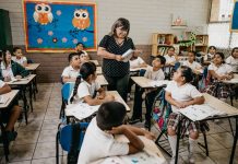 Educación en México: Gasto público bajo, barreras en el acceso y poca vinculación laboral escuela