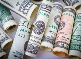 La riqueza la producimos conjuntamente, no la producen el señor Slim o el señor Bezos dolares