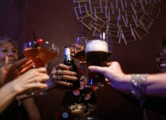 Cerveza, vino y café en riesgo por el cambio climático. ¿Se podrán salvar? cerveza vino