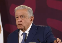 Amenazado, aparece el déspota
