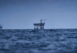 Detuvo Grupo México sus plataformas petroleras por impago de Pemex