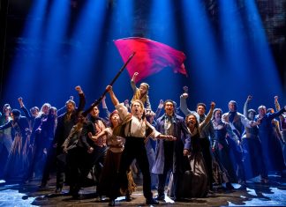 Los Miserables, un clásico musical que sigue inspirando se presenta en el Civic Theatre de San Diego Los miserables