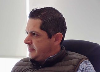 Lamentable se preocupen más por “calenturas ideológicas” y no por la calidad educativa Flores Perez