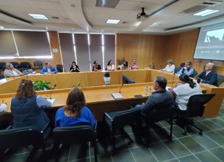 Establecen acuerdos El Colef y comité vecinal de Granjas Familiares La Esperanza