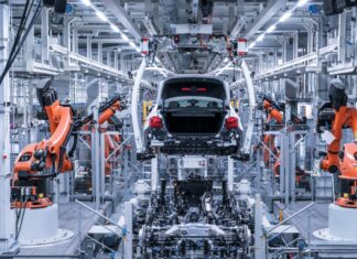 Producción de autos en México desciende 2.8% y exportación cae 26.4% en febrero autos, armadora