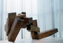 Celebrando 100 años de un escultor visionario en el Museo de Arte de San Diego: Eduardo Chillida / Convergencia