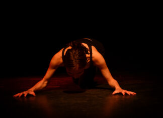 La Nave Teatro anuncia el regreso de “Diez. Ausencia del miedo” de Paco Mufote La Nave Teatro