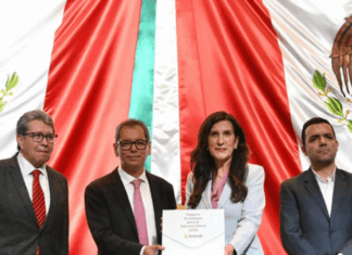 Paquete Económico, equilibrado pero lleno de retos: analistas presupuesto, congreso