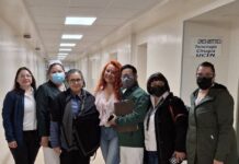 Sharina Fong honra al personal médico con mural en Hospital General IMSS Bienestar Ensenada