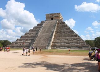 México recibió en enero 3.9% más divisas turísticas por unos 3,477 millones de dólares