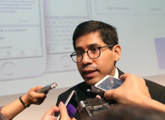 El desarrollo de las naciones no se explica sin una buena administración pública: Eber Betanzos