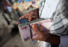 Remesas a México siguen desacelerando y pierden nuevamente poder de compra