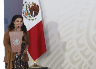 Piden firmar petición de denuncia ciudadana contra Clara Brugada por ‘despilfarro de recursos’ en remodelaciones de la CDMX