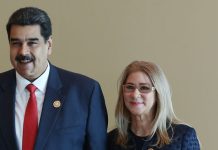 Juez fija fecha del juicio contra Nicolás Maduro y Cilia Flores; defensa busca inmunidad soberana