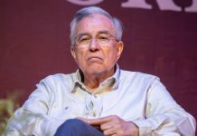 VIDEOS: Entre reclamos y polémica; así fue el regreso de Rocha Moya a su cargo como gobernador de Sinaloa “es una vergüenza”