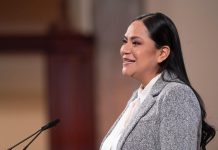 Ariadna Montiel, captada orientando a youtuber contra ‘Alito’ Moreno