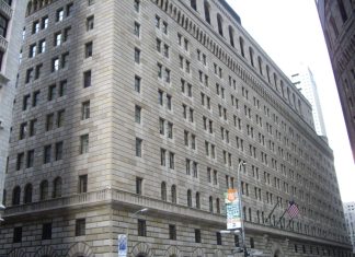 La Reserva Federal desafía a Trump al subir por unanimidad los tipos de interés a mes y medio de las elecciones