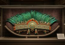 «Sería la mayor victoria en diplomacia cultural de México»: ¿Qué tan viable es recuperar el penacho de Moctezuma?