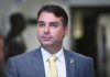 ¿Por qué Flávio Bolsonaro debe entregar sus pasaportes? La medida que desata polémica en Brasil